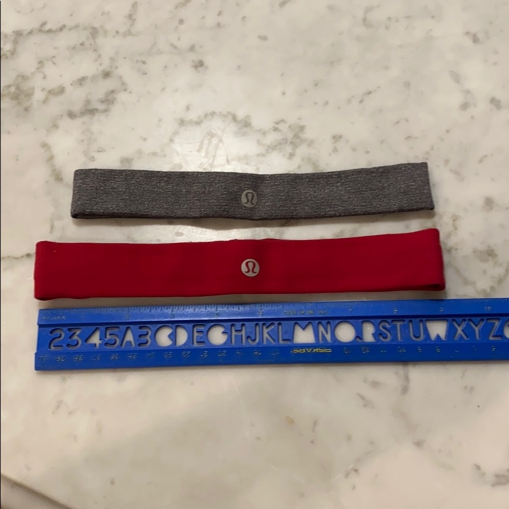 2 lululemon headbands
